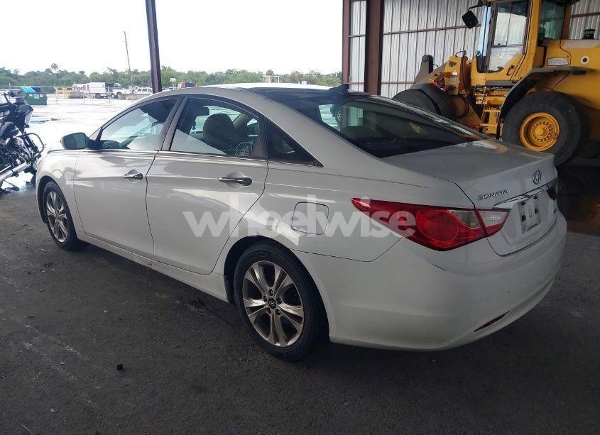 Photo 3 of 2013 Hyundai Sonata LIMITED (VIN 5NPEC4AC2DH650597)