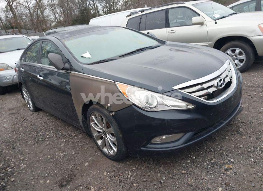 2013 Hyundai Sonata SE (VIN 5NPEC4AC2DH650907) main photo