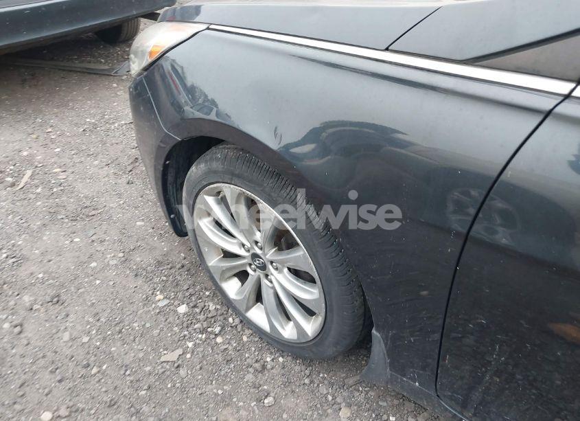 Photo 6 of 2013 Hyundai Sonata SE (VIN 5NPEC4AC2DH650907)