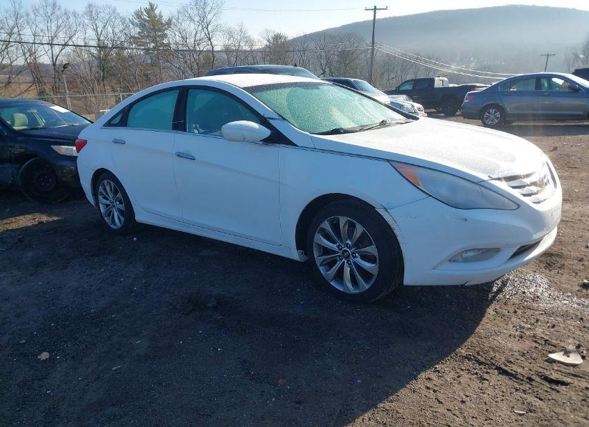2013 Hyundai Sonata SE (VIN 5NPEC4AC2DH686144) main photo