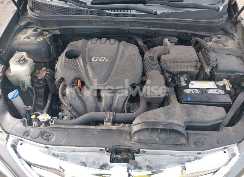 Photo 10 of 2013 Hyundai Sonata SE (VIN 5NPEC4AC2DH740378)