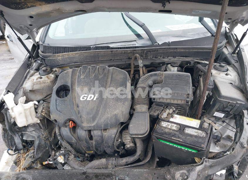 Photo 10 of 2013 Hyundai Sonata SE (VIN 5NPEC4AC2DH806248)