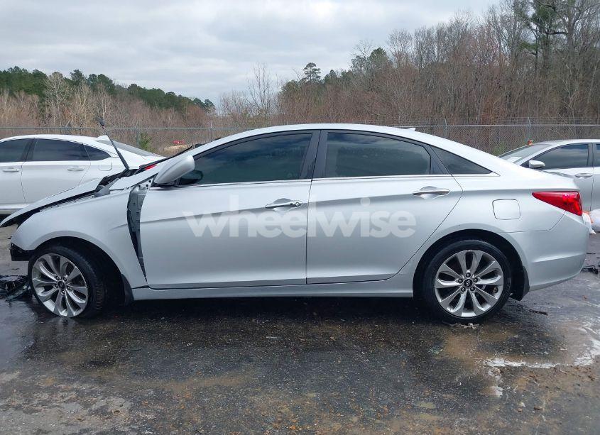Photo 15 of 2013 Hyundai Sonata SE (VIN 5NPEC4AC2DH806248)