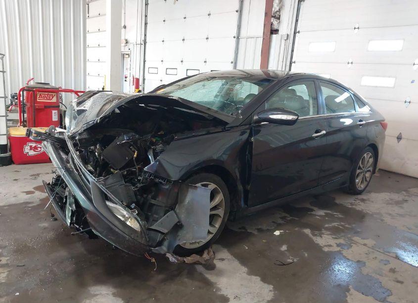 Photo 14 of 2014 Hyundai Sonata SE (VIN 5NPEC4AC2EH812763)