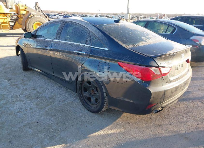 Photo 3 of 2014 Hyundai Sonata SE (VIN 5NPEC4AC2EH820779)