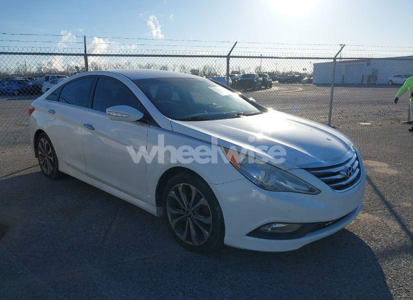 2014 Hyundai Sonata SE (VIN 5NPEC4AC2EH906674) main photo