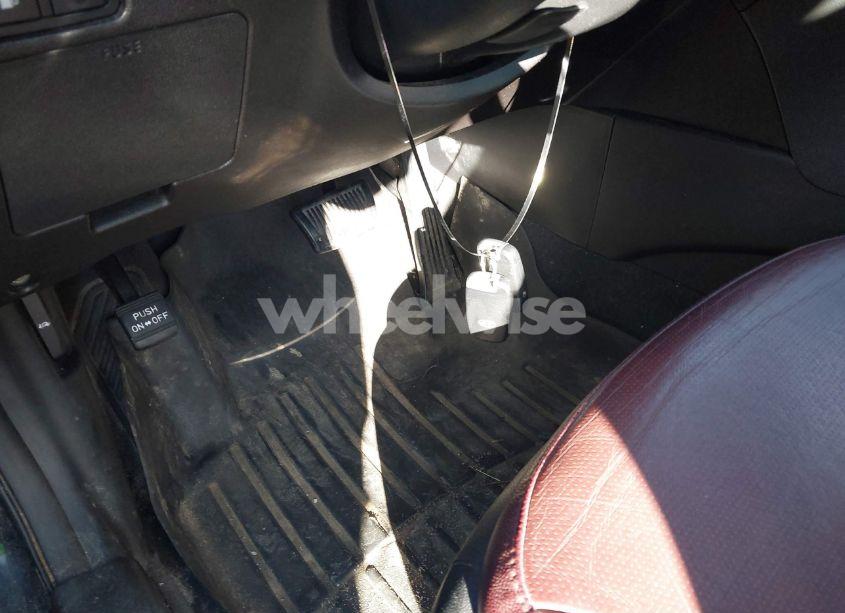 Photo 11 of 2011 Hyundai Sonata LIMITED (VIN 5NPEC4AC3BH035120)