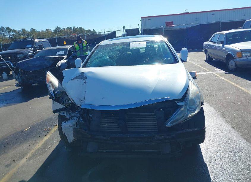 Photo 13 of 2011 Hyundai Sonata SE (VIN 5NPEC4AC3BH054721)