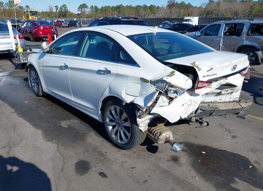 Photo 3 of 2011 Hyundai Sonata SE (VIN 5NPEC4AC3BH054721)