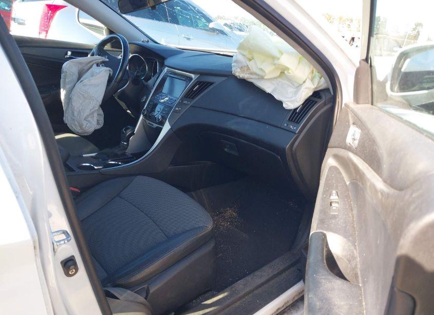 Photo 5 of 2011 Hyundai Sonata SE (VIN 5NPEC4AC3BH054721)