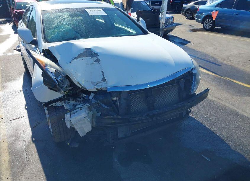 Photo 6 of 2011 Hyundai Sonata SE (VIN 5NPEC4AC3BH054721)