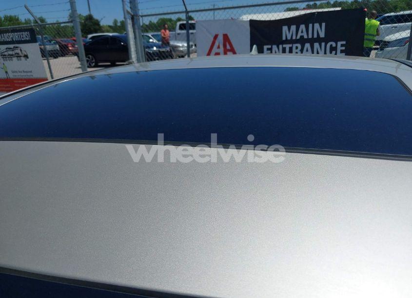 Photo 13 of 2011 Hyundai Sonata LIMITED (VIN 5NPEC4AC3BH106087)