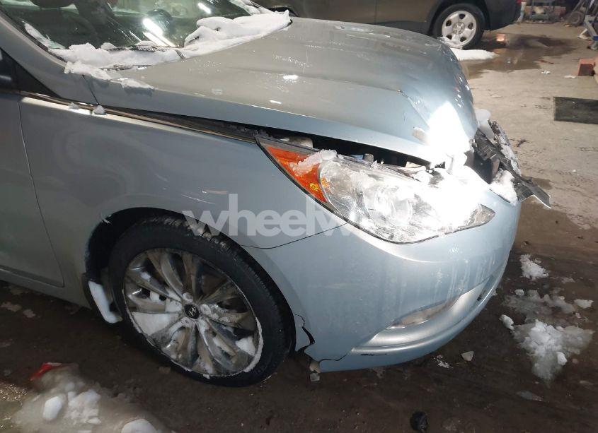 Photo 13 of 2011 Hyundai Sonata SE (VIN 5NPEC4AC3BH134343)