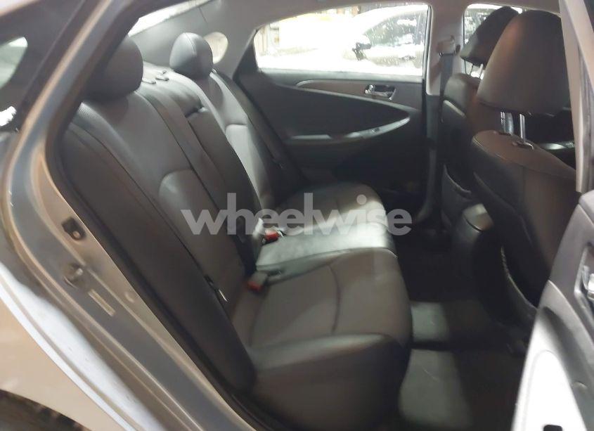 Photo 8 of 2011 Hyundai Sonata SE (VIN 5NPEC4AC3BH134343)