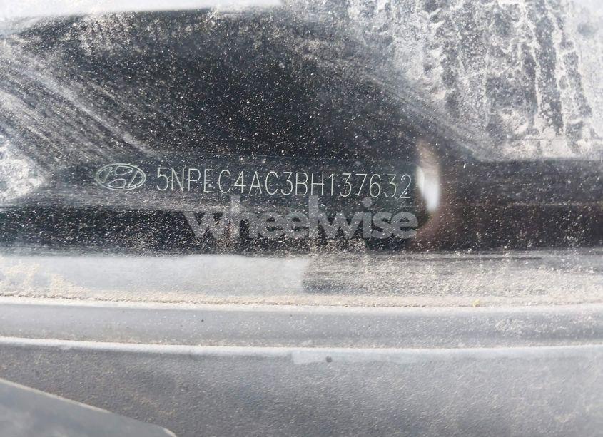 Photo 12 of 2011 Hyundai Sonata SE (VIN 5NPEC4AC3BH137632)