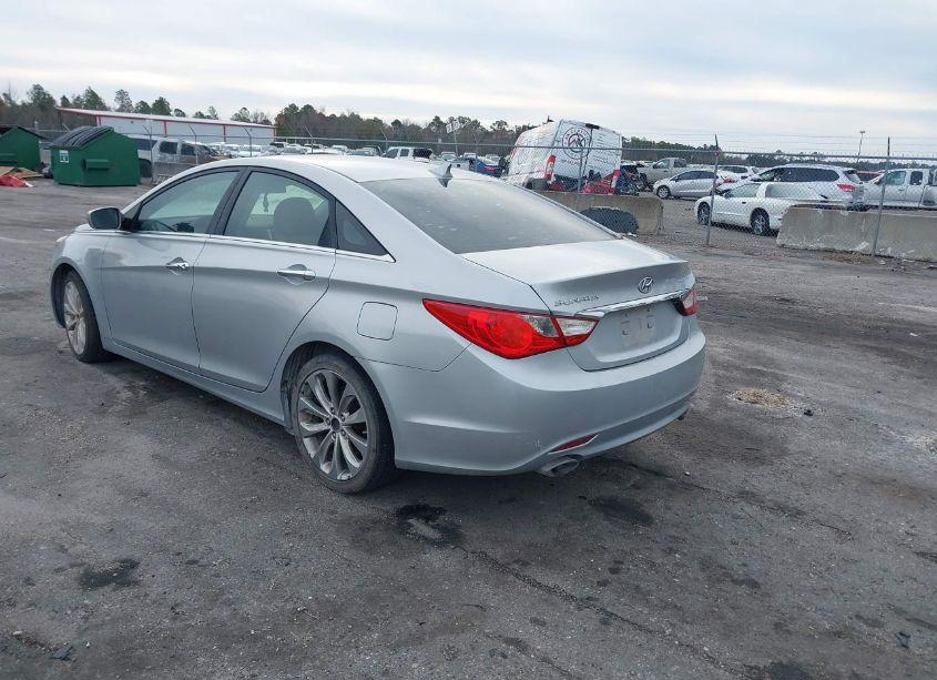 Photo 3 of 2011 Hyundai Sonata SE (VIN 5NPEC4AC3BH138019)