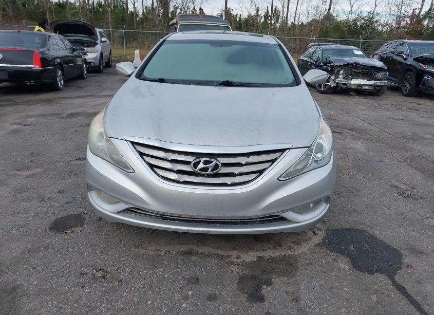 Photo 6 of 2011 Hyundai Sonata SE (VIN 5NPEC4AC3BH138019)