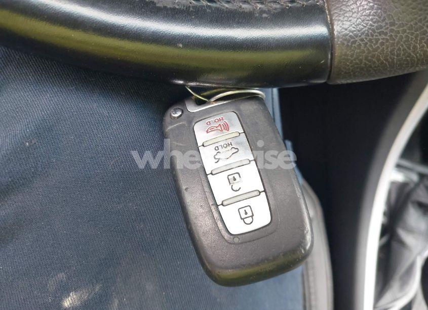 Photo 11 of 2011 Hyundai Sonata LIMITED (VIN 5NPEC4AC3BH144077)