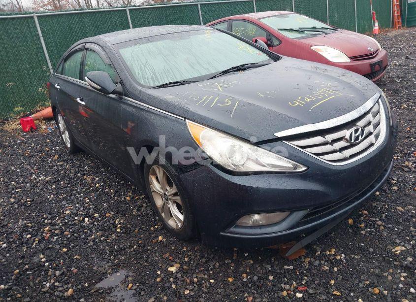 2011 Hyundai Sonata LIMITED (VIN 5NPEC4AC3BH147268) main photo