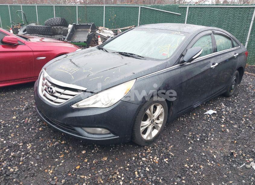 Photo 2 of 2011 Hyundai Sonata LIMITED (VIN 5NPEC4AC3BH147268)