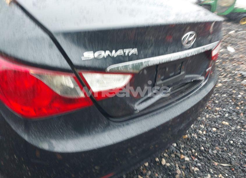 Photo 6 of 2011 Hyundai Sonata LIMITED (VIN 5NPEC4AC3BH147268)