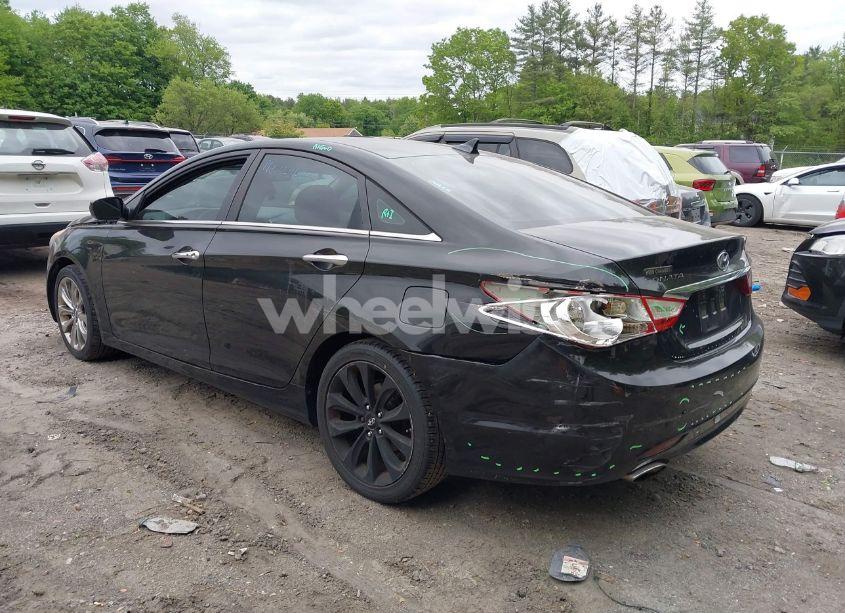 Photo 3 of 2011 Hyundai Sonata SE (VIN 5NPEC4AC3BH155693)