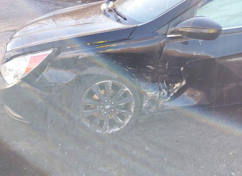 Photo 6 of 2011 Hyundai Sonata SE (VIN 5NPEC4AC3BH170954)