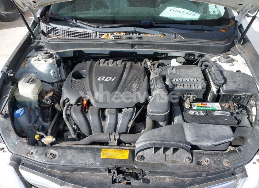Photo 10 of 2011 Hyundai Sonata SE (VIN 5NPEC4AC3BH180349)