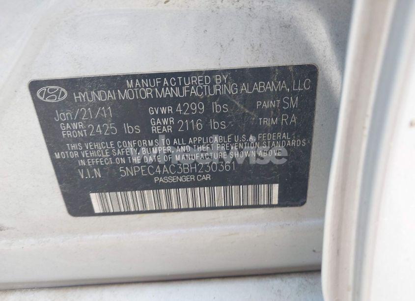Photo 9 of 2011 Hyundai Sonata SE (VIN 5NPEC4AC3BH230361)