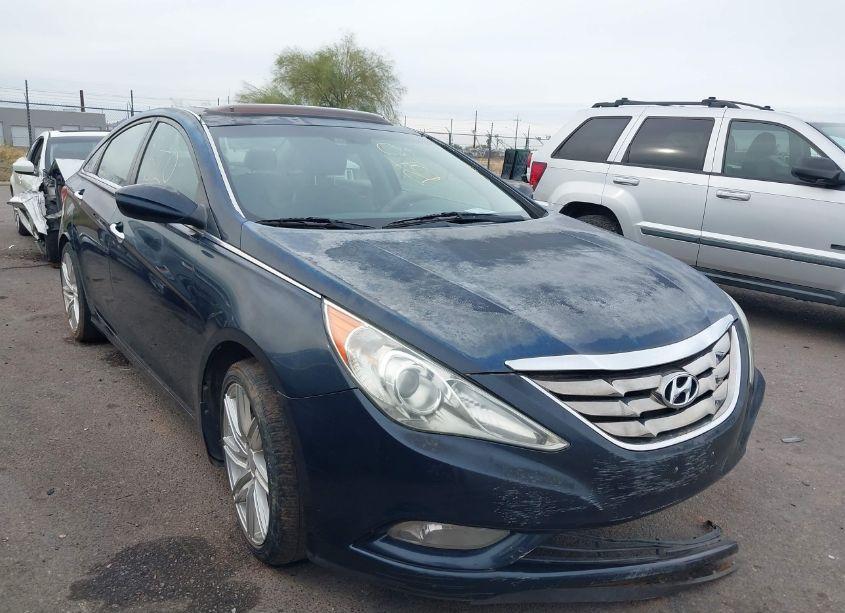 2011 Hyundai Sonata SE (VIN 5NPEC4AC3BH263103) main photo