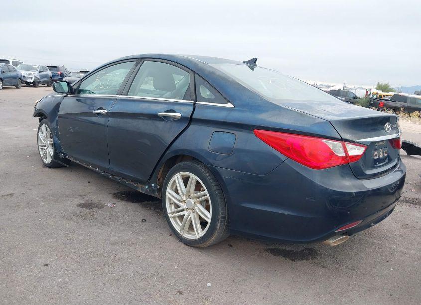 Photo 3 of 2011 Hyundai Sonata SE (VIN 5NPEC4AC3BH263103)