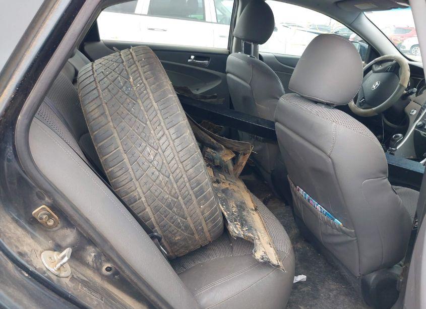 Photo 8 of 2011 Hyundai Sonata SE (VIN 5NPEC4AC3BH263103)