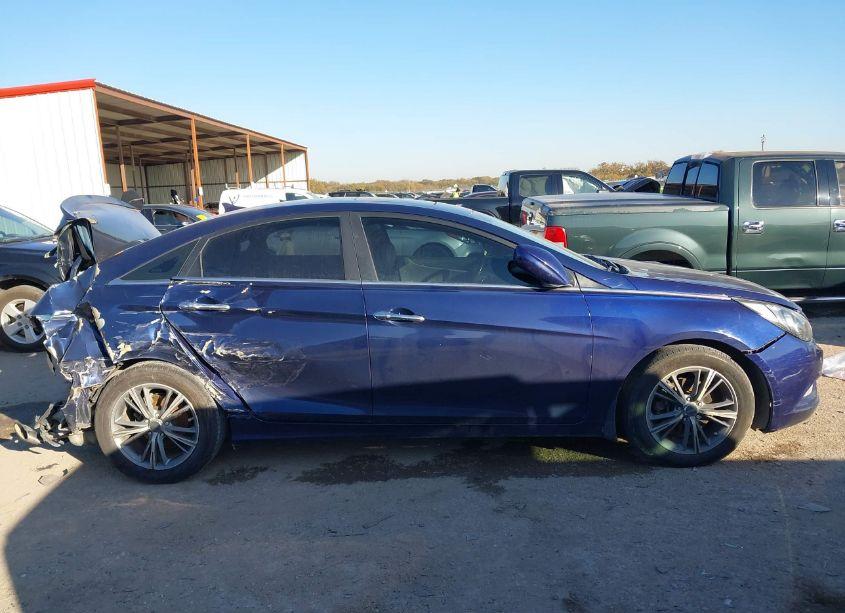 Photo 13 of 2011 Hyundai Sonata SE (VIN 5NPEC4AC3BH267393)