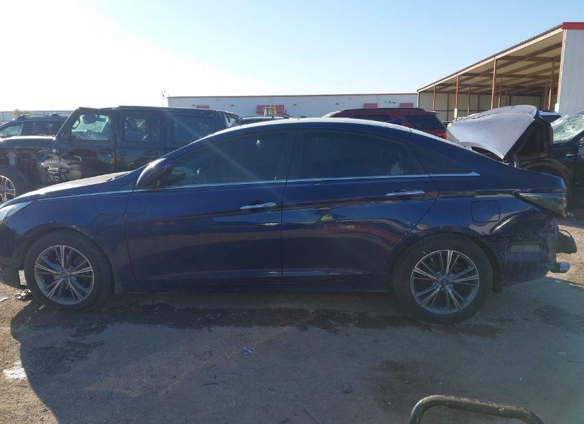 Photo 14 of 2011 Hyundai Sonata SE (VIN 5NPEC4AC3BH267393)