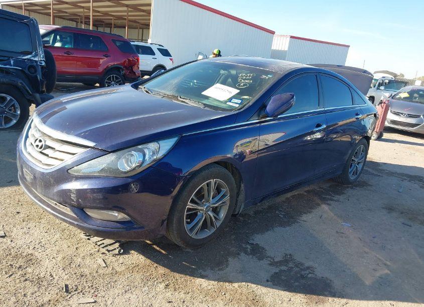 Photo 2 of 2011 Hyundai Sonata SE (VIN 5NPEC4AC3BH267393)