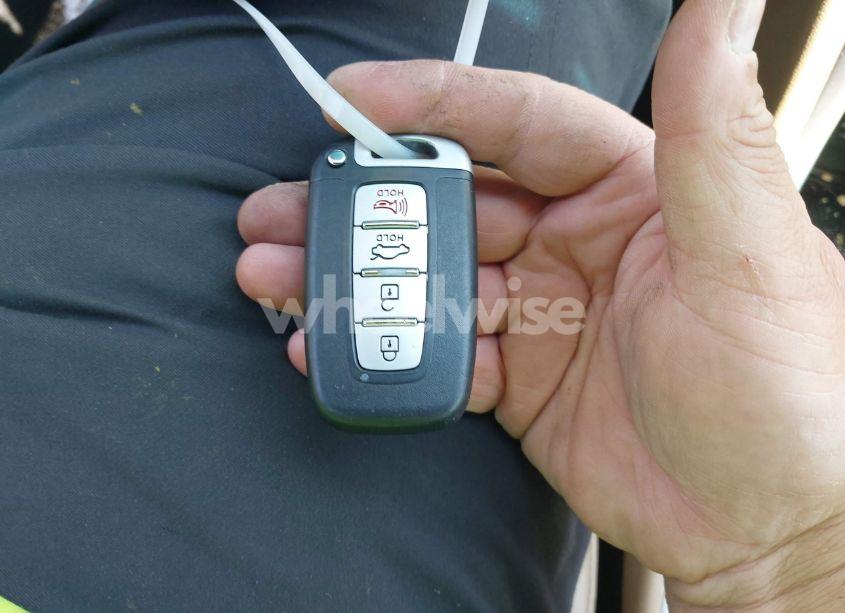 Photo 11 of 2011 Hyundai Sonata LIMITED (VIN 5NPEC4AC3BH286073)