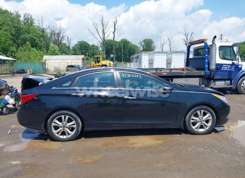 Photo 13 of 2011 Hyundai Sonata LIMITED (VIN 5NPEC4AC3BH286073)