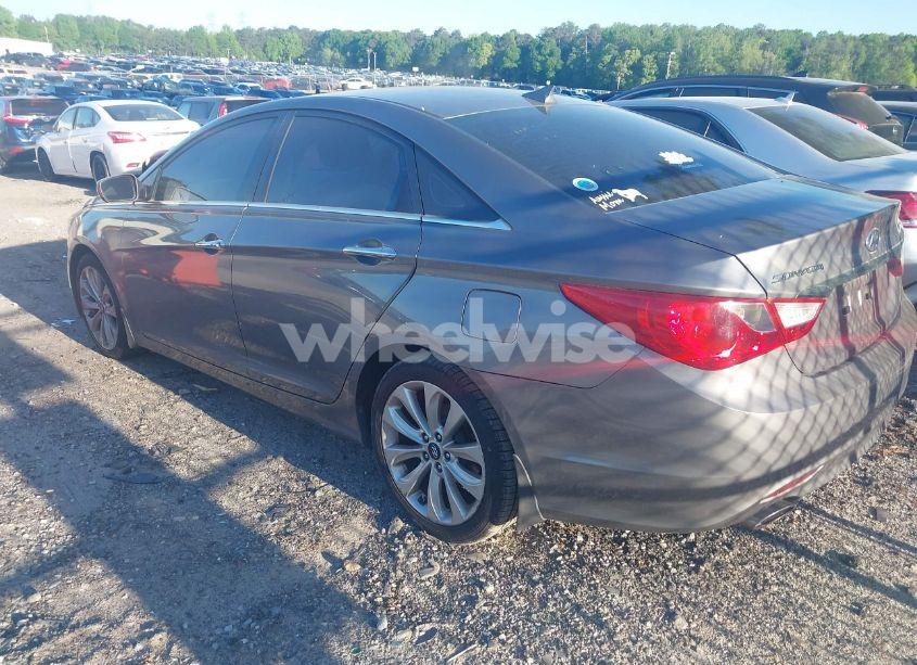 Photo 3 of 2012 Hyundai Sonata SE (VIN 5NPEC4AC3CH346998)