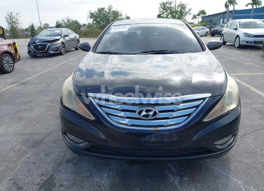 Photo 6 of 2012 Hyundai Sonata SE (VIN 5NPEC4AC3CH350016)