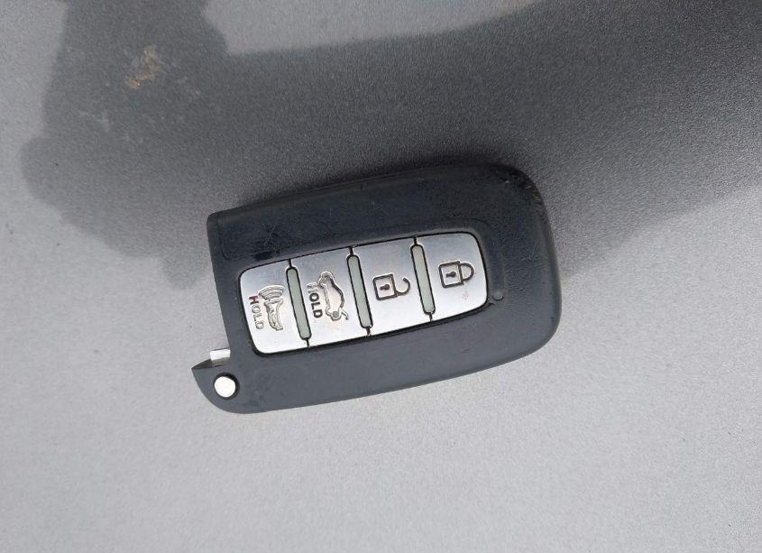 Photo 11 of 2012 Hyundai Sonata SE (VIN 5NPEC4AC3CH375742)