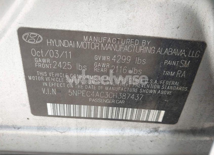Photo 9 of 2012 Hyundai Sonata SE (VIN 5NPEC4AC3CH387437)