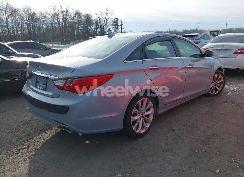 Photo 4 of 2012 Hyundai Sonata SE (VIN 5NPEC4AC3CH394405)