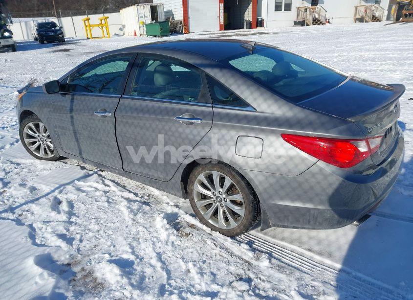 Photo 3 of 2012 Hyundai Sonata SE (VIN 5NPEC4AC3CH413986)