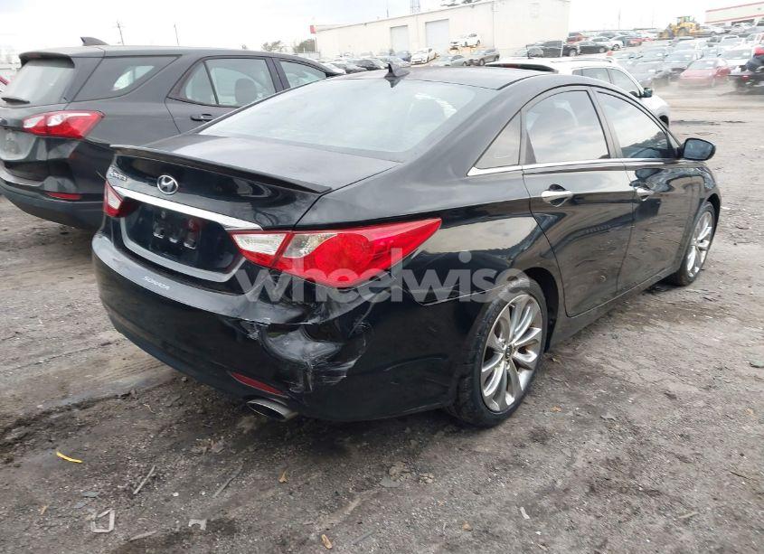 Photo 4 of 2012 Hyundai Sonata SE (VIN 5NPEC4AC3CH451508)