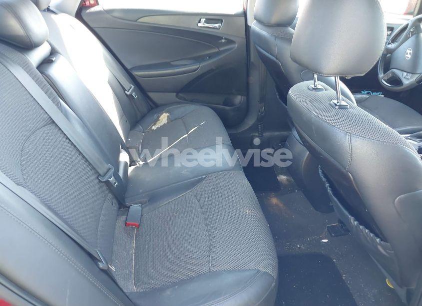 Photo 8 of 2013 Hyundai Sonata SE (VIN 5NPEC4AC3DH510297)