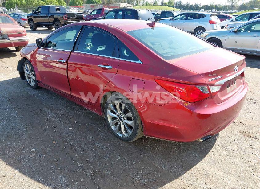 Photo 3 of 2013 Hyundai Sonata SE (VIN 5NPEC4AC3DH602445)