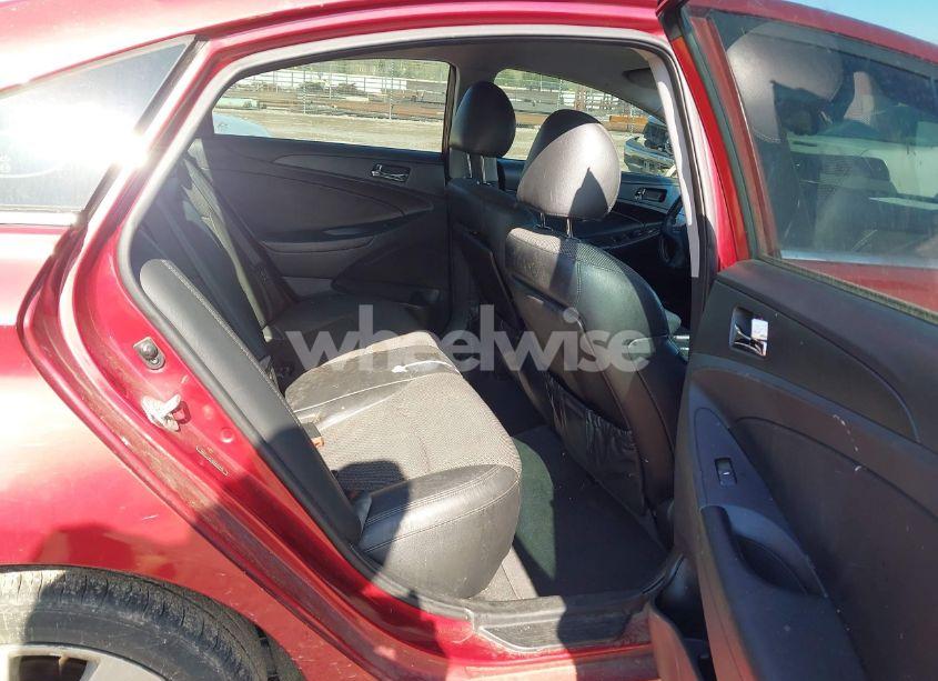 Photo 8 of 2013 Hyundai Sonata SE (VIN 5NPEC4AC3DH602445)