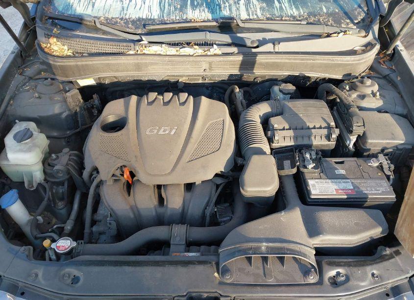 Photo 10 of 2013 Hyundai Sonata SE (VIN 5NPEC4AC3DH610383)