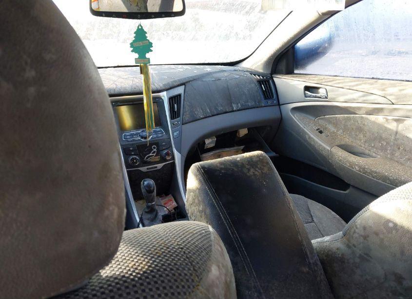 Photo 5 of 2013 Hyundai Sonata SE (VIN 5NPEC4AC3DH610383)