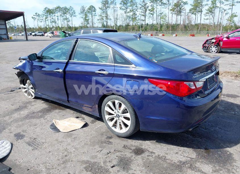 Photo 3 of 2013 Hyundai Sonata SE (VIN 5NPEC4AC3DH614594)